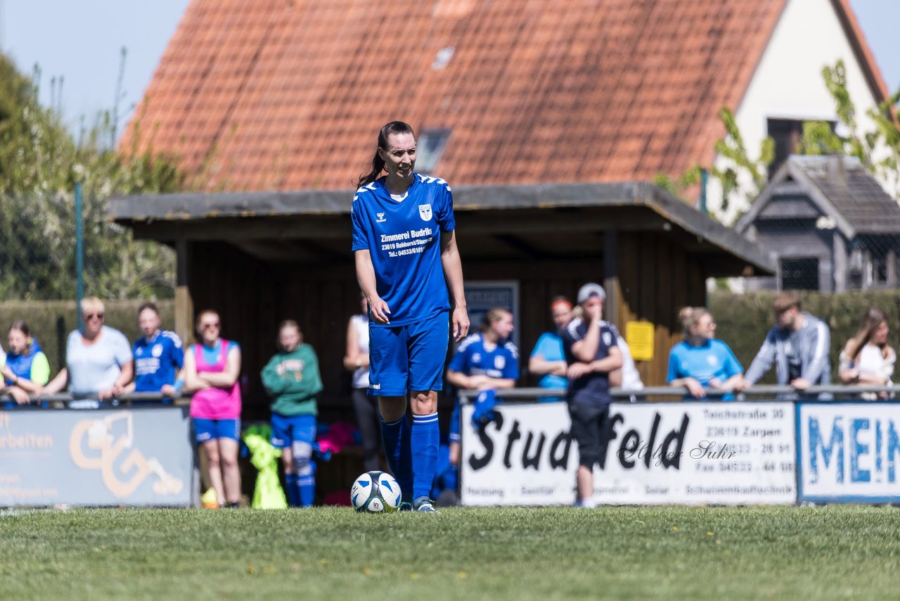 Bild 114 - F TSV Zarpen - Holstein Kiel II : Ergebnis: 2:6